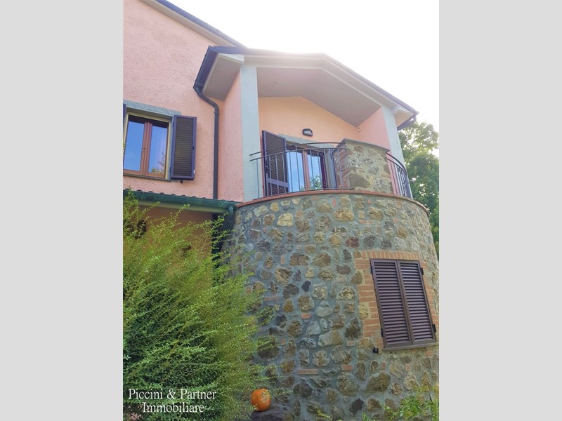 Casa Indipendente in Vendita a San Casciano dei Bagni, zona Celle Sul Rigo, 210'000€, 135 m², con Box