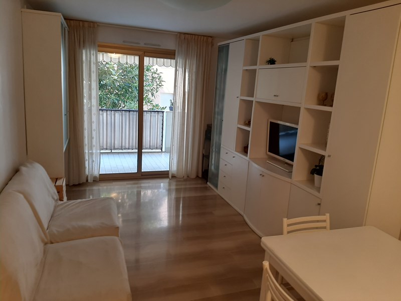 Bilocale in Affitto a Ventimiglia, 800&euro;, 40 m², arredato