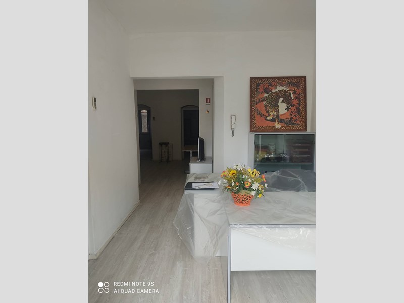 Ufficio in Affitto a Livorno, zona Garibaldi, 800€, 100 m², arredato