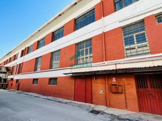 Capannone in Vendita a Bari, zona Zona industriale, 1'000'000€, 5963 m²