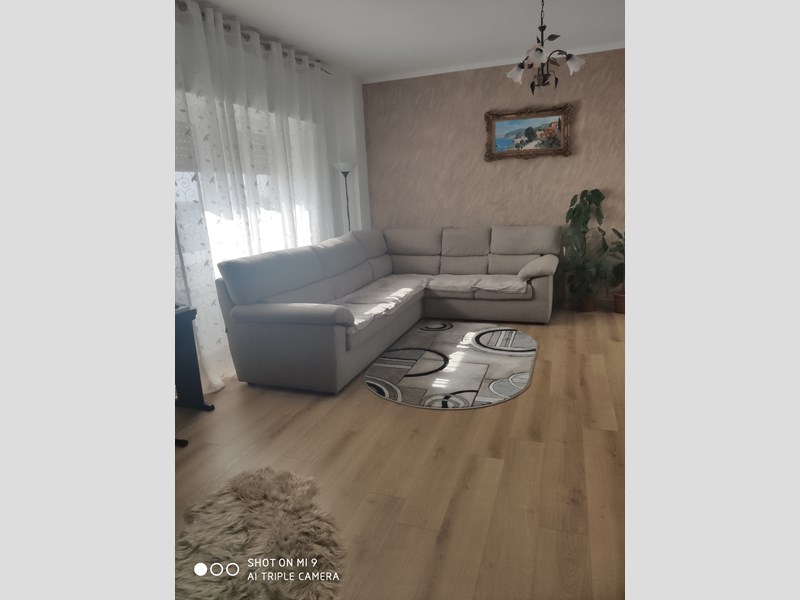 Trilocale in Vendita a Cerro Maggiore, 155'000€, 110 m², arredato