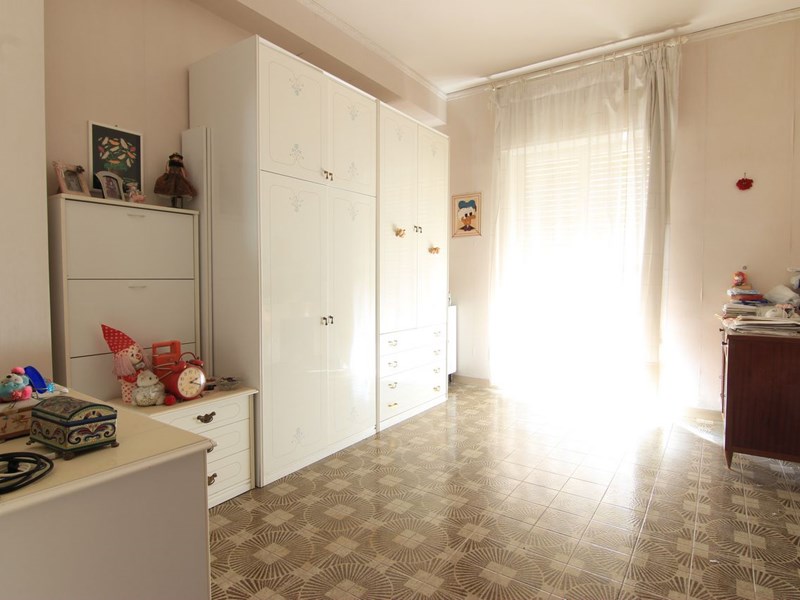 Appartamento in Vendita a Siracusa, zona viale Tica, 99'000&euro;, 144 m²