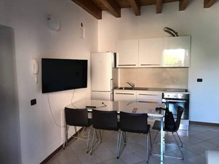 Bilocale in Vendita a Laino, zona Valle intelvi, 40'000€, 50 m², arredato