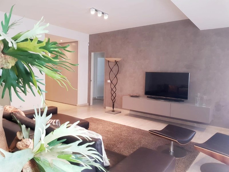Appartamento in Vendita a Massa, zona Ronchi, 895'000€, 210 m², arredato