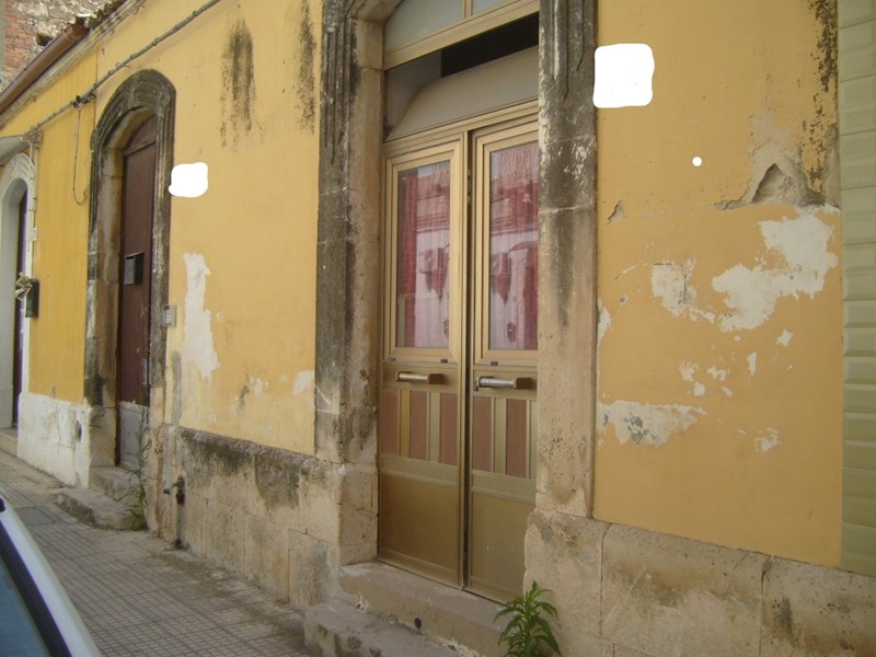 Bilocale in Vendita a Siracusa, zona BORGATA, 42'000&euro;, 60 m²