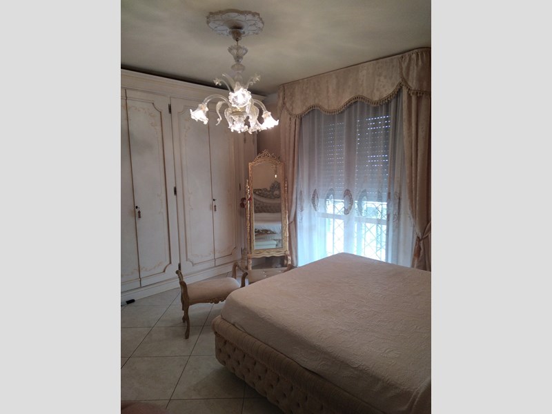 Appartamento in Vendita a Orta di Atella, zona Orta di atella, 165'000€, 110 m²