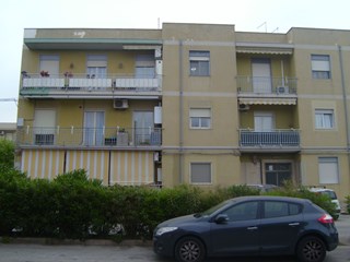 Quadrilocale in Vendita a Siracusa, zona VILLAGGIO MIANO, 80'000&euro;, 110 m²