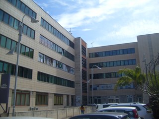 Ufficio in Vendita a Siracusa, zona SANTA PANAGIA, 160'000&euro;, 100 m²