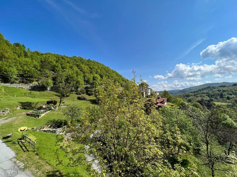 Appartamento in Vendita a Urbe, 27'000€, 100 m², arredato