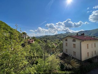 Appartamento in Vendita a Urbe, 27'000€, 100 m², arredato