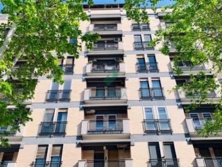 Quadrilocale in Vendita a Bari, zona LibertÃ, 300'000€, 135 m²