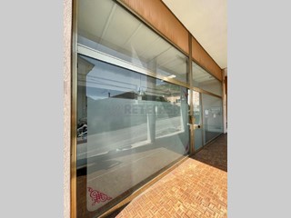 Immobile commerciale in Vendita a Montecchio Maggiore, 60'000&euro;, 89 m²