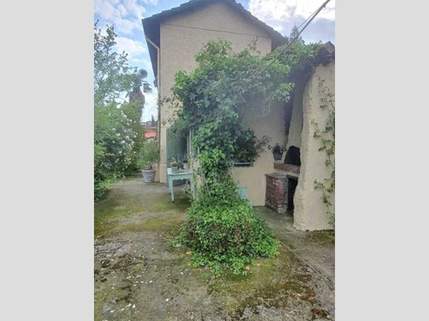 Casa Indipendente in Vendita a Vezzano Ligure, zona prati, 220'000€, 150 m²
