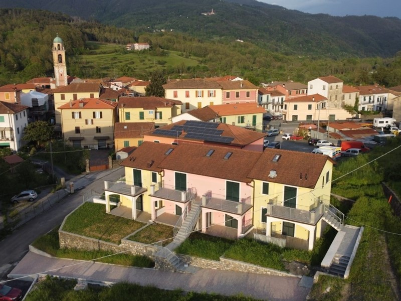 Quadrilocale in Vendita a Varese Ligure, zona comodo ai servizi, 100'000€, 50 m²