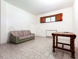 Quadrilocale in Vendita a Livorno, zona ANTIGNANO, BANDITELLA, MONTENERO, QUERCIANELLA, 168'000&euro;, 67 m²