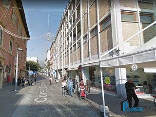 Ufficio in Affitto a Terni, 500€, 95 m²