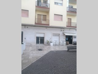 Attività commerciale in Vendita a Manfredonia, zona CENTRO STORICO, 280'000€, 150 m²