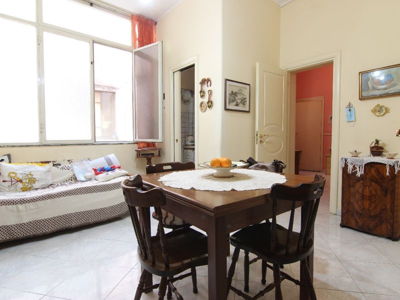 Trilocale in Vendita a Siracusa, zona Piazza Santa Lucia, 85'000&euro;, 117 m²