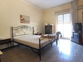 Trilocale in Vendita a Siracusa, zona via San Giovanni alle catacombe, 95'000&euro;, 150 m²
