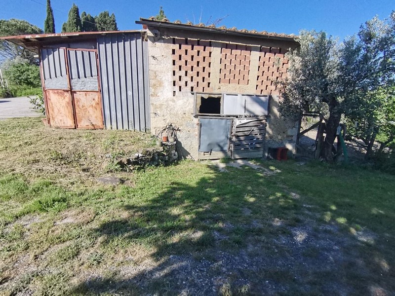 Casa di corte in Vendita a Volterra, 78'000€, 80 m²
