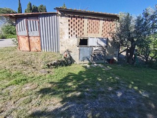 Casa di corte in Vendita a Volterra, 78'000€, 80 m²