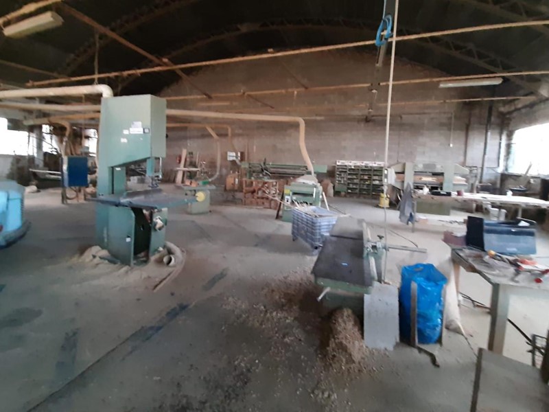 Capannone in Vendita a Peccioli, 120'000€, 400 m²