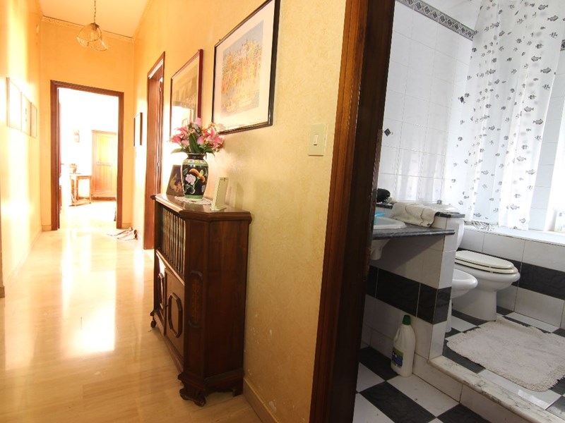 Quadrilocale in Vendita a Siracusa, zona viale Santa Panagia, 118'000&euro;, 123 m²