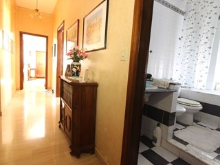 Quadrilocale in Vendita a Siracusa, zona viale Santa Panagia, 118'000&euro;, 123 m²