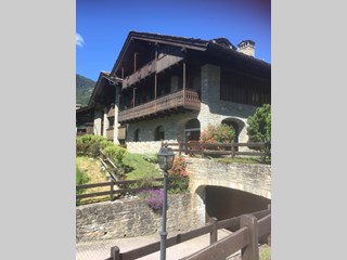 Bilocale in Affitto a Morgex, zona La ruine, 700€, 65 m², arredato