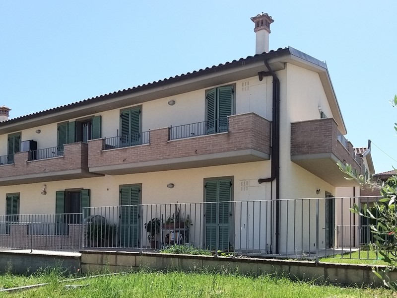Trilocale in Vendita a Montepulciano, zona Gracciano, 119'000€, 45 m², arredato, con Box