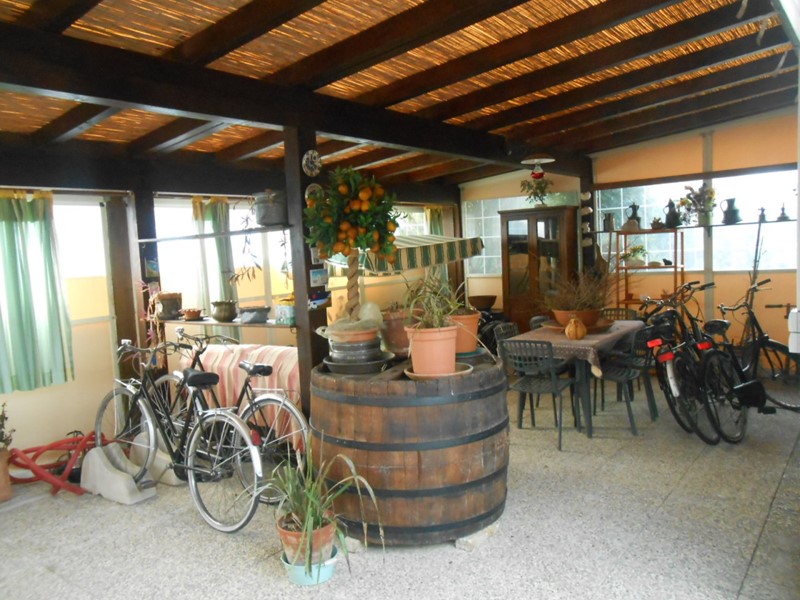 Casa Indipendente in Vendita a Lucca, zona santa maria a colle, 550'000€, 220 m², arredato, con Box
