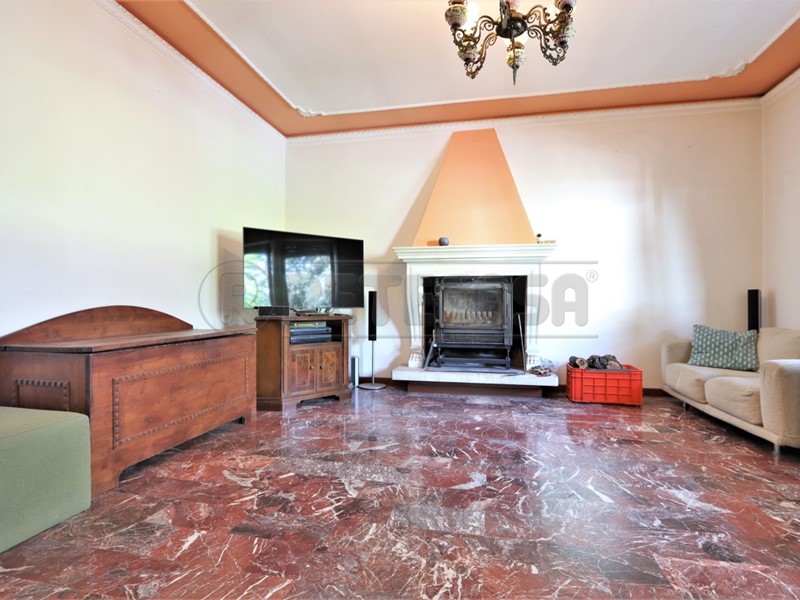 Casa Indipendente in Vendita a Brendola, 295'000€, 587 m², con Box