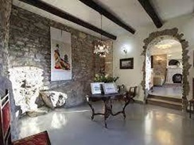 Casa Indipendente in Vendita a Lucca, zona Marlia, 3'500'000€, 525 m², con Box