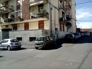 Trilocale in Vendita a Catania, zona viale Mario Rapisardi, 135'000&euro;, 90 m²