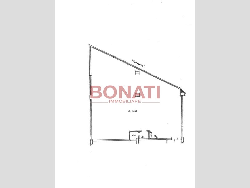 Ufficio in Vendita a Sarzana, zona Centro Storico, 220'000€, 160 m²
