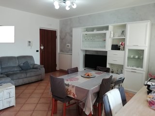 Quadrilocale in Vendita a Piedimonte San Germano, 88'000€, 90 m², arredato