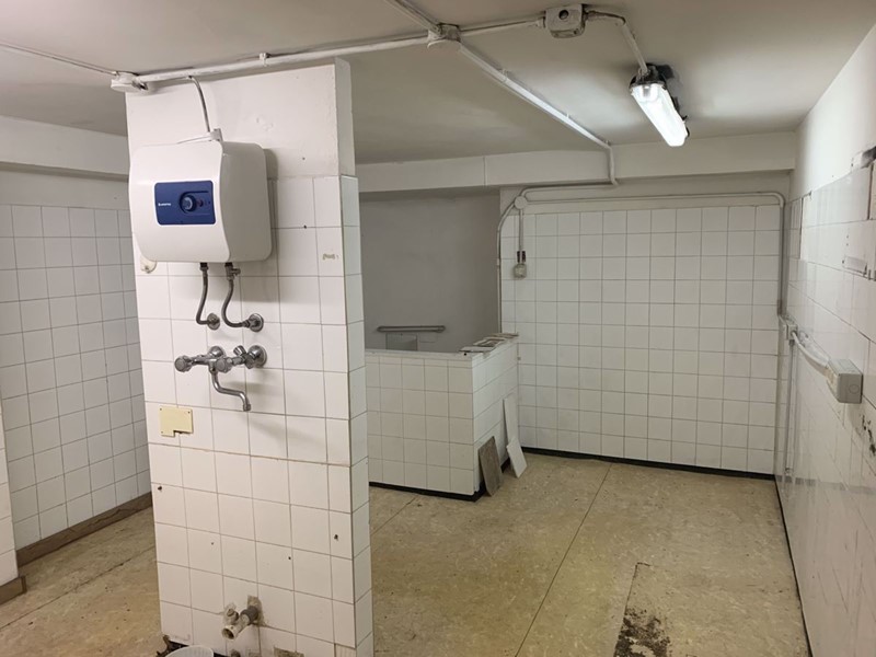 Negozio in Affitto a Arezzo, 650&euro;, 35 m²