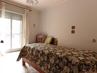 Quadrilocale in Vendita a Siracusa, zona via Grottasanta , 85'000&euro;, 140 m²