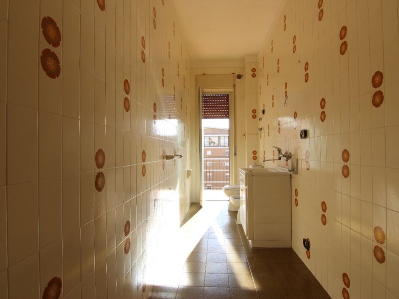 Appartamento in Vendita a Siracusa, zona via Pitia, 138'000&euro;, 170 m²