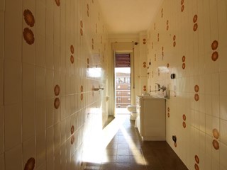 Appartamento in Vendita a Siracusa, zona via Pitia, 138'000&euro;, 170 m²