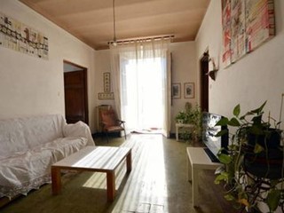 Casa Indipendente in Vendita a Capannori, zona Marlia, 600'000€, 700 m², con Box