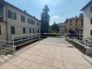 Villa in Vendita a Reggio Emilia, zona Centro cittÃ, 235'000€, 145 m²