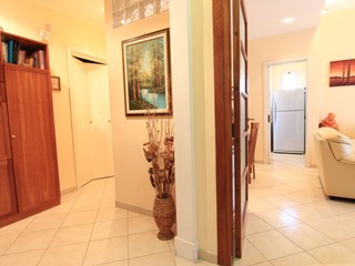 Trilocale in Vendita a Siracusa, zona Viale Tunisi, 95'000&euro;, 88 m²