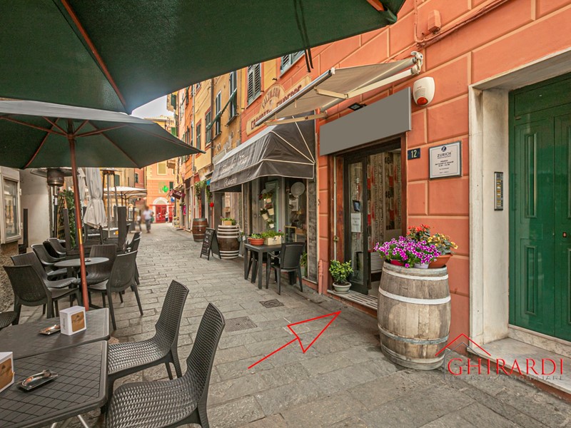Attività commerciale in Vendita a Varazze, 59'000€, 66 m², arredato