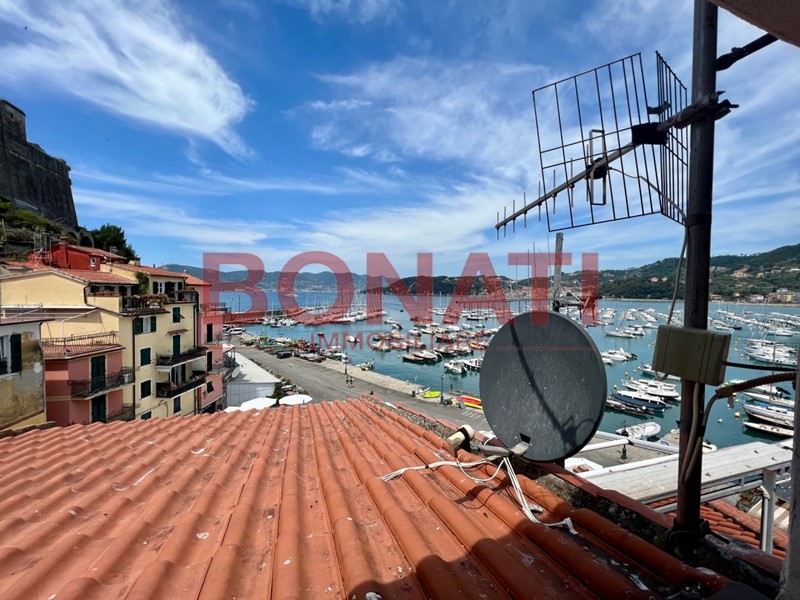 Appartamento in Vendita a Lerici, zona Centro, 450'000&euro;, 140 m²