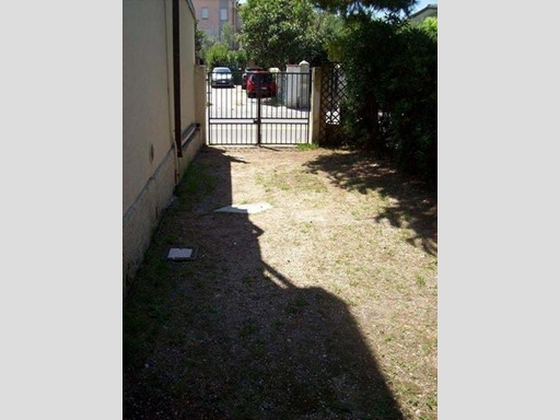 Appartamento in Affitto a Pietrasanta, zona Marina Di Pietrasanta, 85 m²