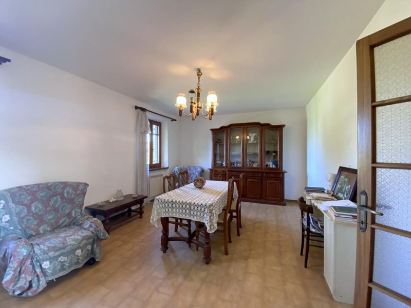 Casa di corte in Vendita a Massarosa, zona Pian di Conca, 480'000€, 250 m²