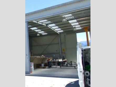 Capannone in Vendita a Aulla, 350'000€, 255 m²