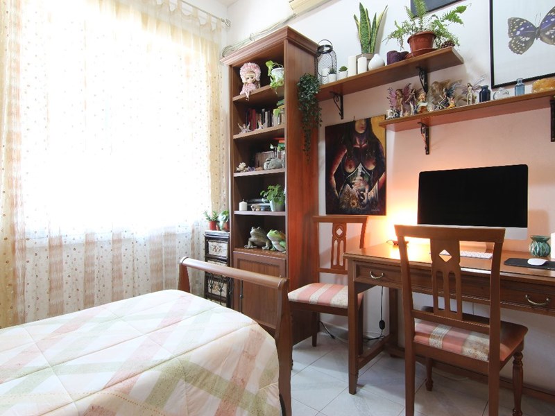 Trilocale in Vendita a Siracusa, zona Corso Gelone, 72'000&euro;, 100 m²