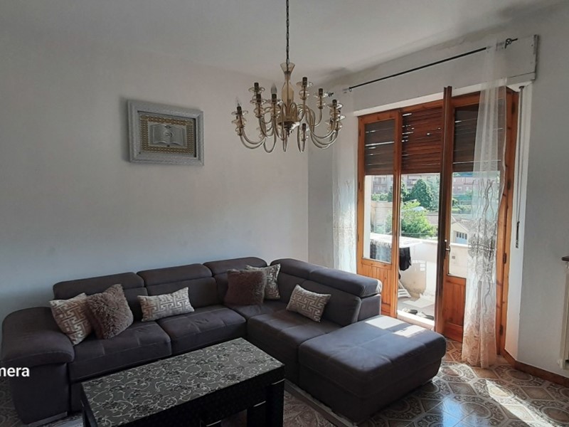 Appartamento in Vendita a Asciano, 130'000€, 95 m², con Box